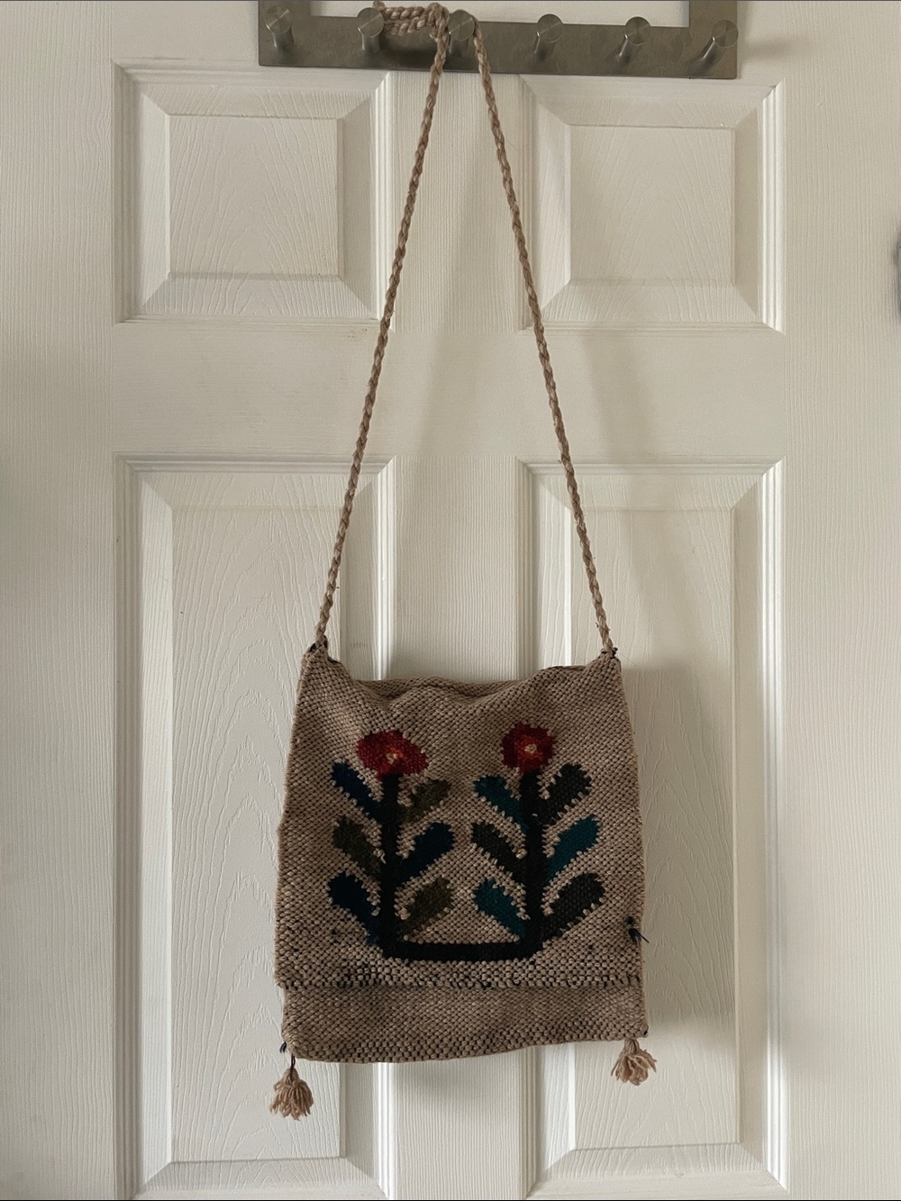 Adorable hand hooked wool purse vintage boho